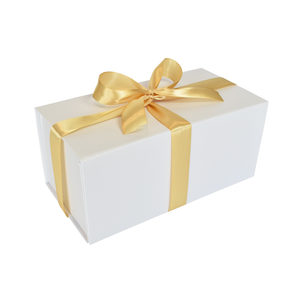 Fehér ajándékdoboz, díszdoboz – 22 x 11 x 10 cm Díszdoboz - 22x11x10 cm - Fehér színben - premiumajandekdoboz.hu